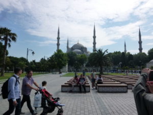 istanbul blue mosque exterior