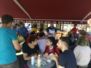 istanbul eminonu balik ekmek