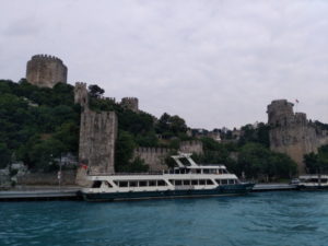 isutanbul bosporus cruise rumeli hisari