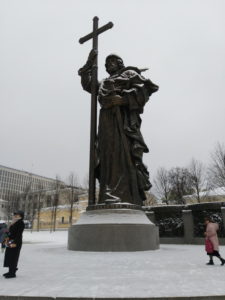kremlin monument to prince vladimir