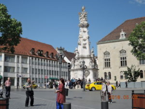 buda castle hill holy trinity square