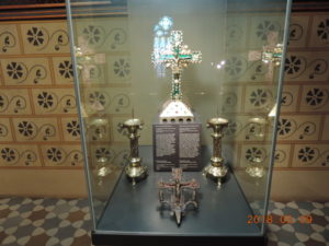 buda castle hill matthias church crucifix