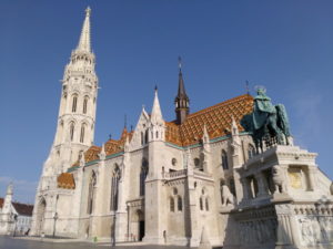 buda castle hill matthias church morning