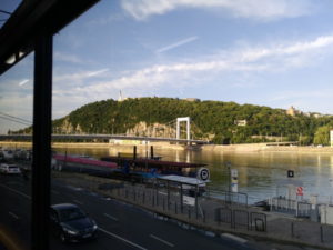 elisabeth bridge tram route 2