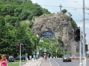 gellert hill cave