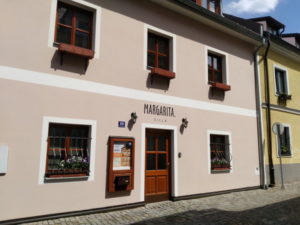 cesky krumlov garni mysi dira margarita exterior