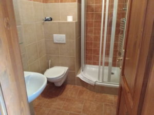 cesky krumlov garni mysi dira margarita room bath