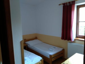 cesky krumlov garni mysi dira margarita room bed