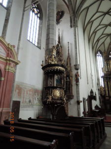 cesky krumlov saint vitus church inside left