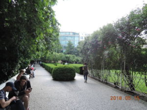 prague franciscan garden alley