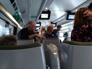 krakow glowny train station interior