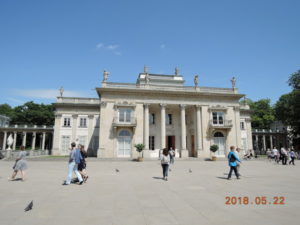 warsaw lazienki park lazienki palace front