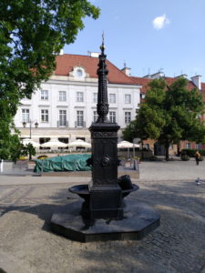 warsaw new town market historic well