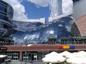 warsaw zlote tarasy exterior