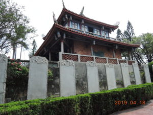 tainan chihkan tower haisheng temple side