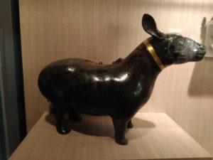 national palace museum zun with vessel in the shape of animal with metal wire and turquoise inlay