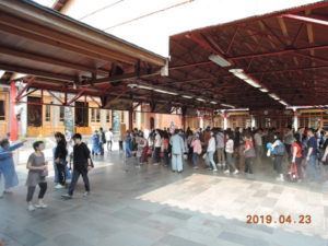 taipei xingtian temple main hall diagonally