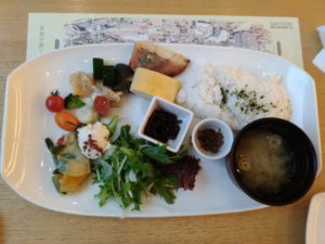 hotel-newomi-breakfast-japanese