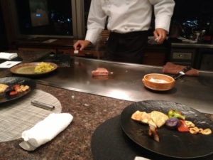 hotel-newomi-sirloin-seak