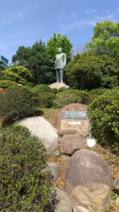 statue of saigo takamori near