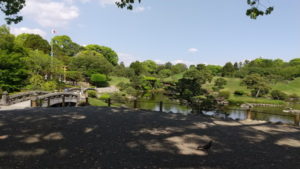 suizenji garden front square