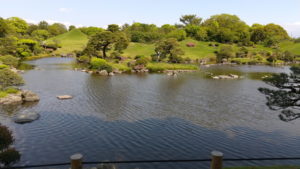 suizenji garden pond view from front square