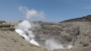 aso nakadake crater4