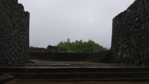 oka castle ruins otemon1