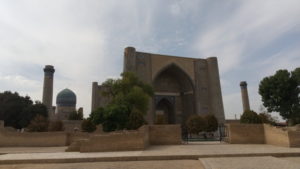 bibi-khanum mosque front far