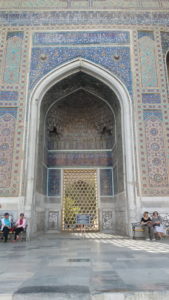 ulugbek madrasah entrace near