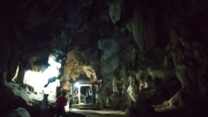 bich dong pagoda cave1