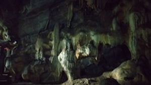 bich dong pagoda cave2