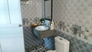 center tam coc homestay bath2