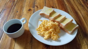 center tam coc homestay breakfast main