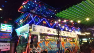 tamcoc karaoke bar night