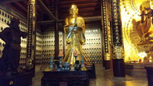 three pagodas temple inside statue3