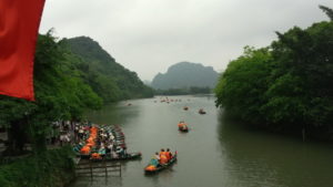 trang an boat deck far