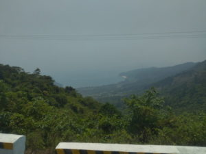 hai van pass landscape2