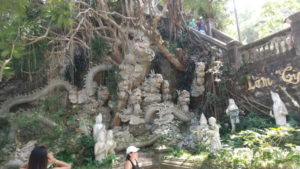 marble mountain linh ung pagoda dragon