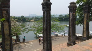 thien mu temple perfume river