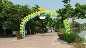 thuy thanh village gate