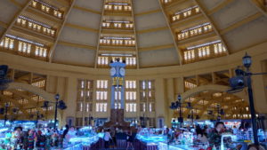 phnom penh central market inside