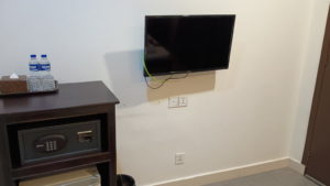 sun chakra boutique hotel desk