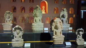 angkor national museum buddha meditating