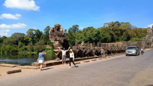 angkor thom south gate diagonal