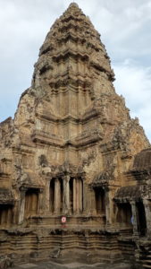angkor wat 3rd corridor tower