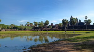 angkor wat far diagonal1