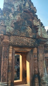 banteay srei 3rd wall gate