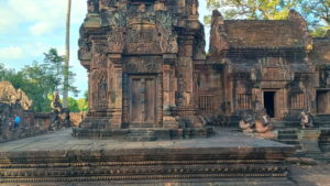 banteay srei center south