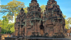banteay srei center2